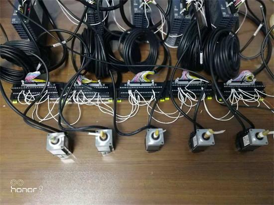 號(hào)外！號(hào)外_三菱定位新用法：FX5U內(nèi)置32軸總線(xiàn)定位！